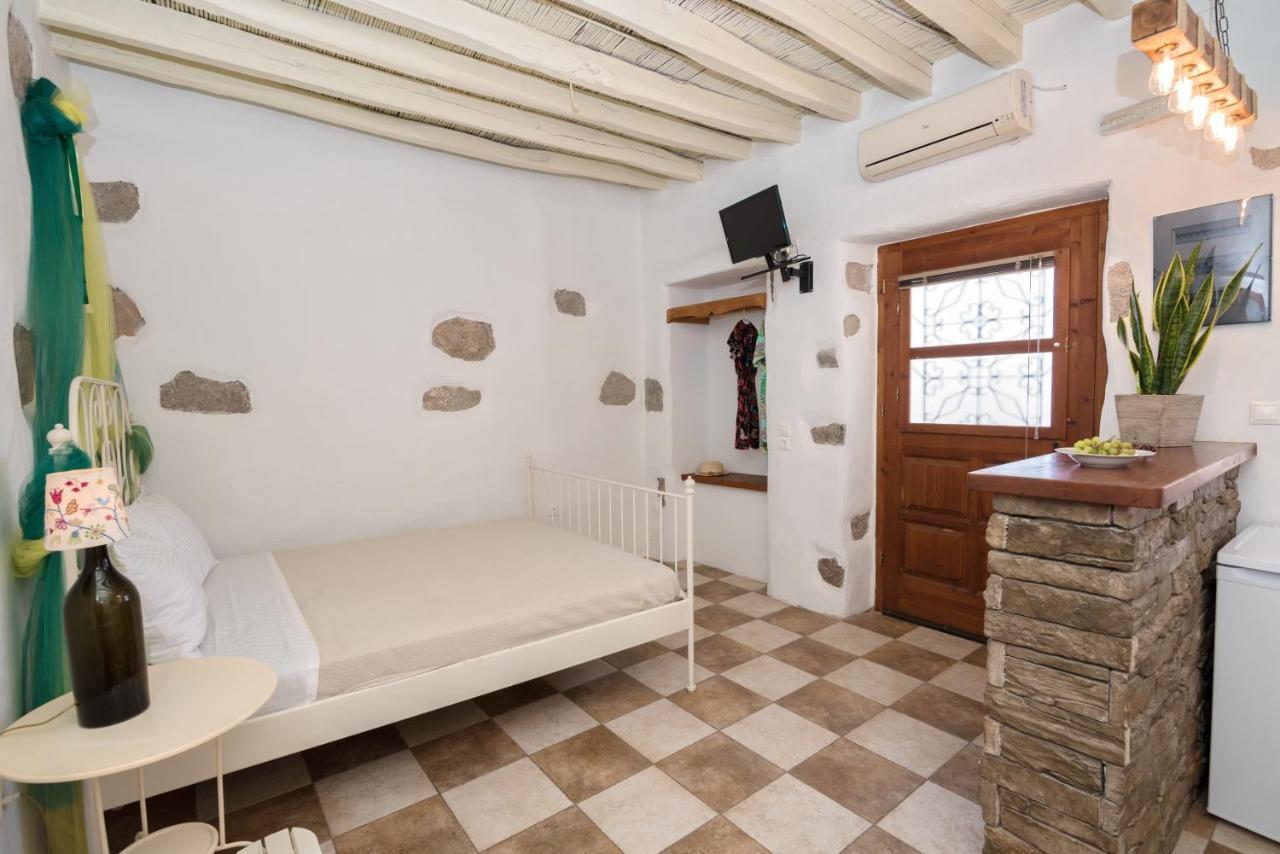 Αlexandra Studio Apartment Plaka  Luaran gambar